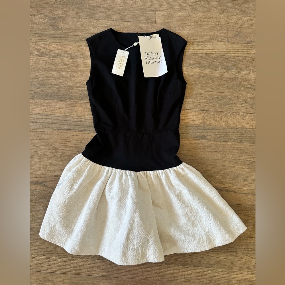 NEW ERIN by Erin Fetherston Hepburn Dress-Size 4-Black and Ivory